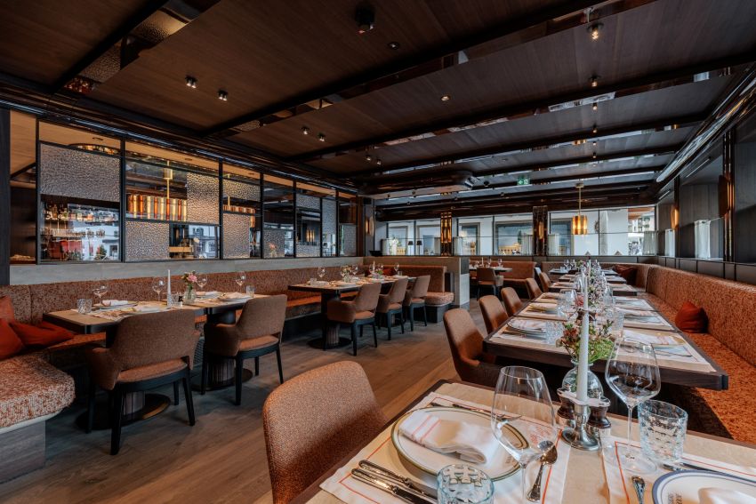 Architektur in
Travertin: das
Arlberg Club
House
